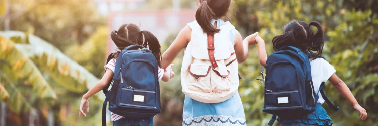 Burnsville MN Chiropractor Discusses Proper Child Backpacks